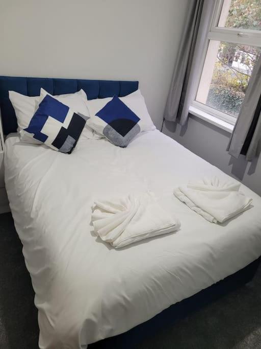 Apartment Large 5 Bedrooms In Sheffield, Near Centre & Parks *
