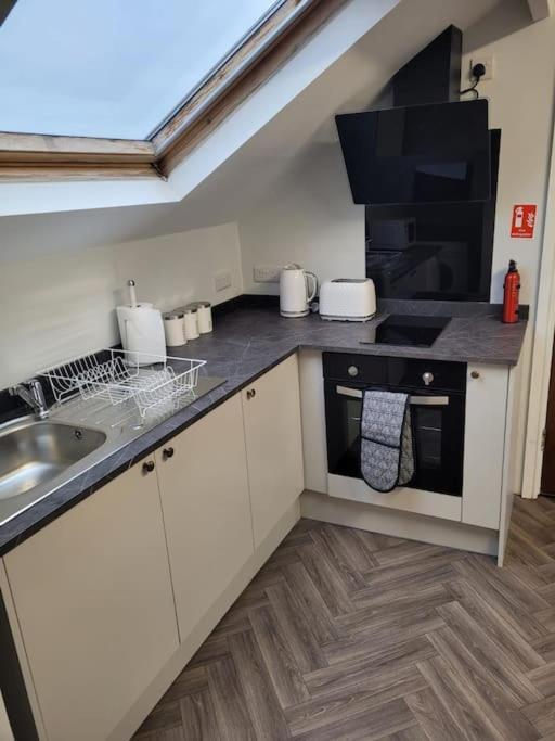 Apartment Large 5 Bedrooms In Sheffield, Near Centre & Parks *